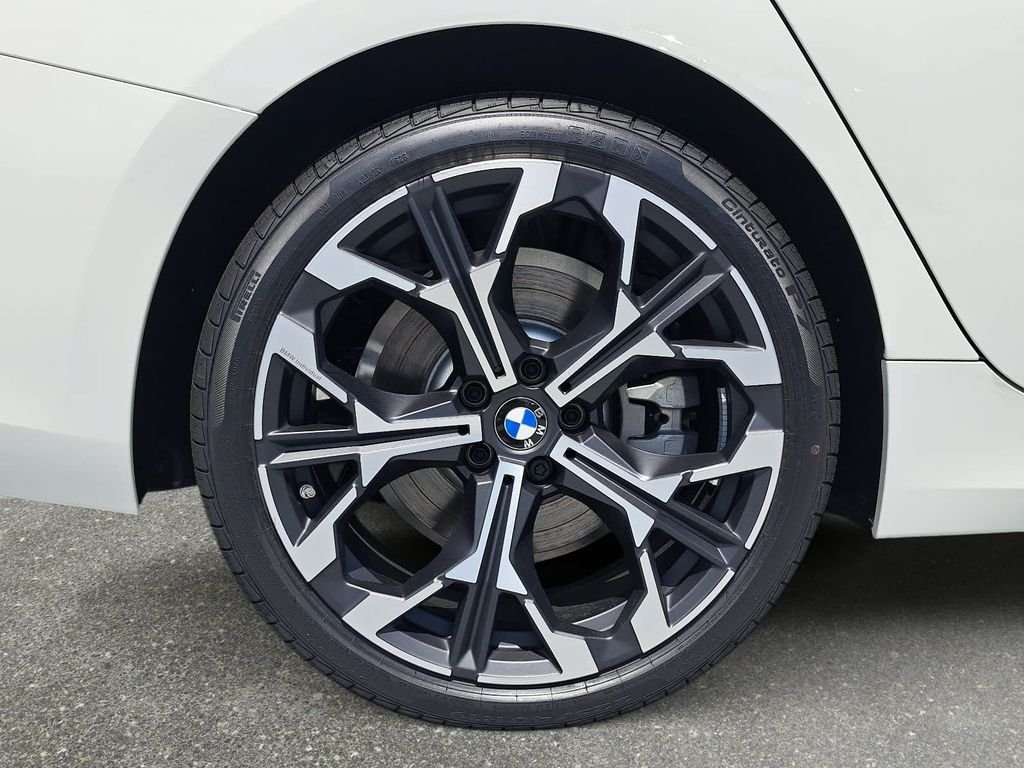 New 2026 Alpine White BMW 330i image 17