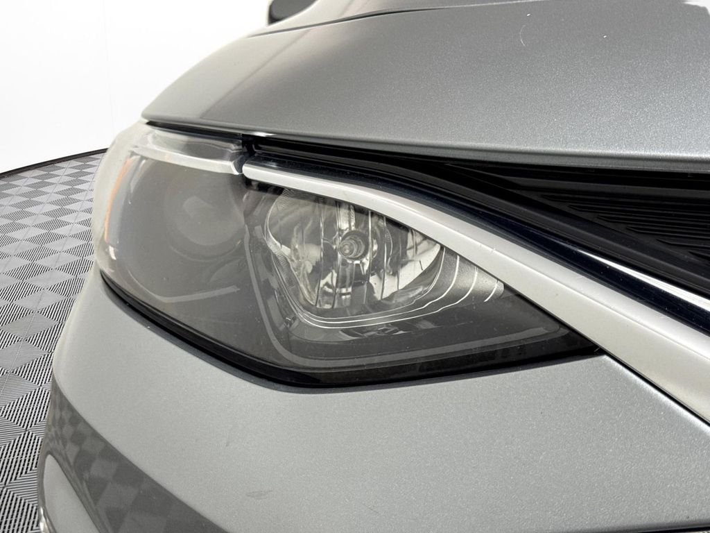 Used 2024 Gray Chevrolet LT image 16