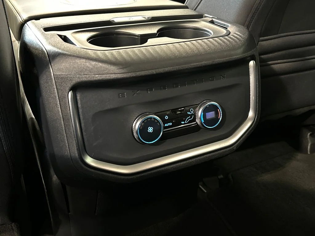 Used 2025 Gray Ford Active image 29