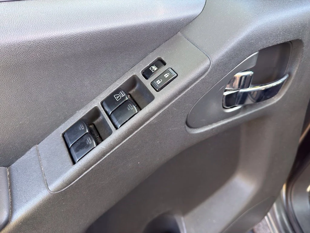 Used 2018 Gray Nissan PRO-4X image 25