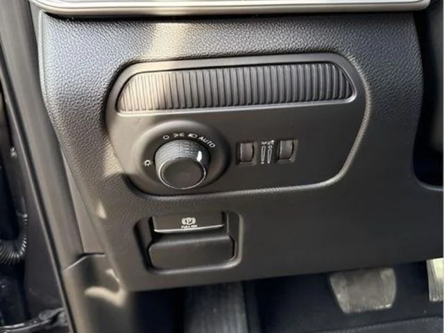 New 2026 Baltic Gray Metallic Clearcoat Jeep  image 15