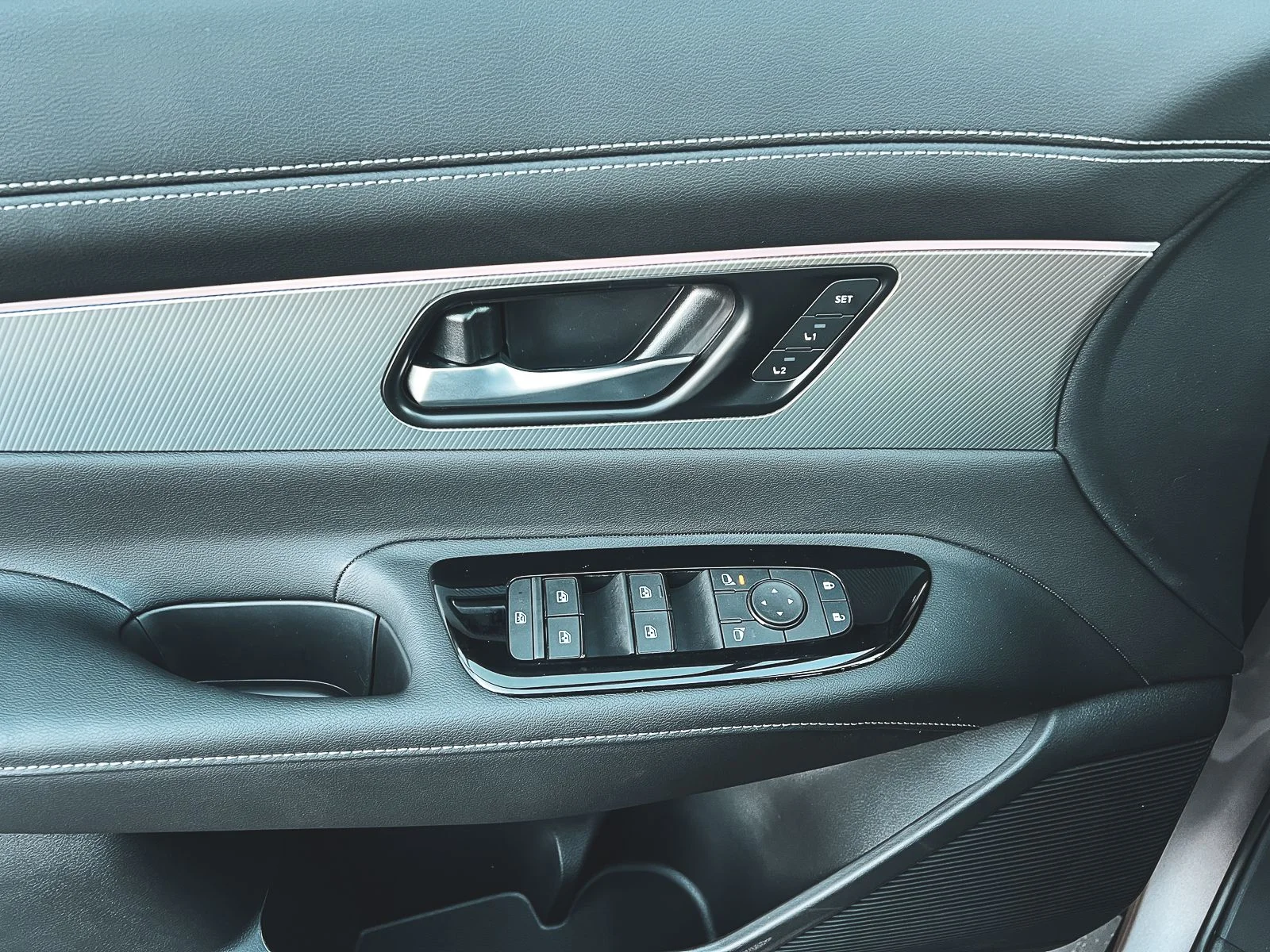 2026 Nissan Murano SL - Photo 16