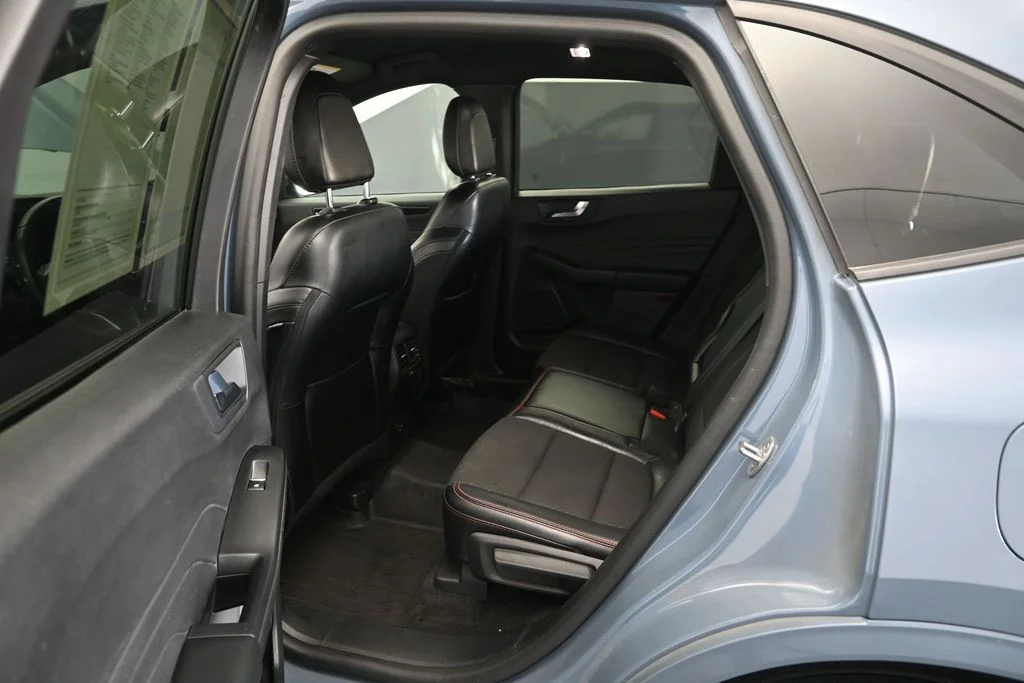Used 2023 Blue Ford ST-Line Select image 19