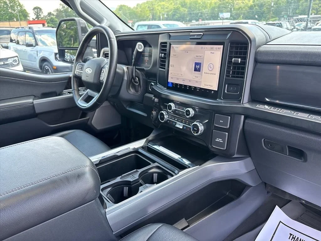 Used 2025 Black Ford Lariat image 13