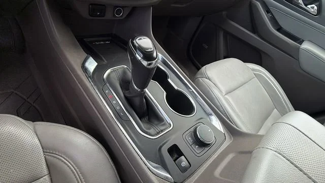 Used 2019 SILVER ICE METALLIC Chevrolet Premier image 30