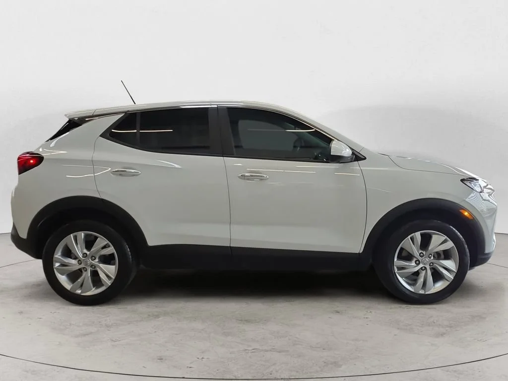 Certified Used 2024 Summit White Buick Preferred image 4