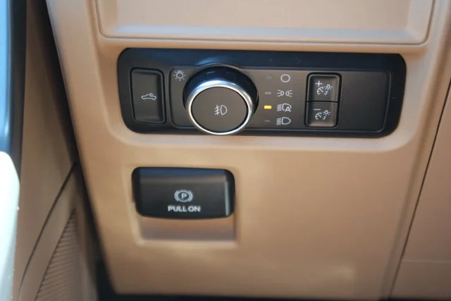 Used 2021 Silver Ford XLT image 16
