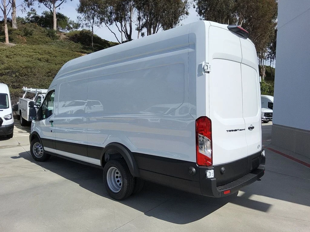 New 2026 White Ford Base image 23