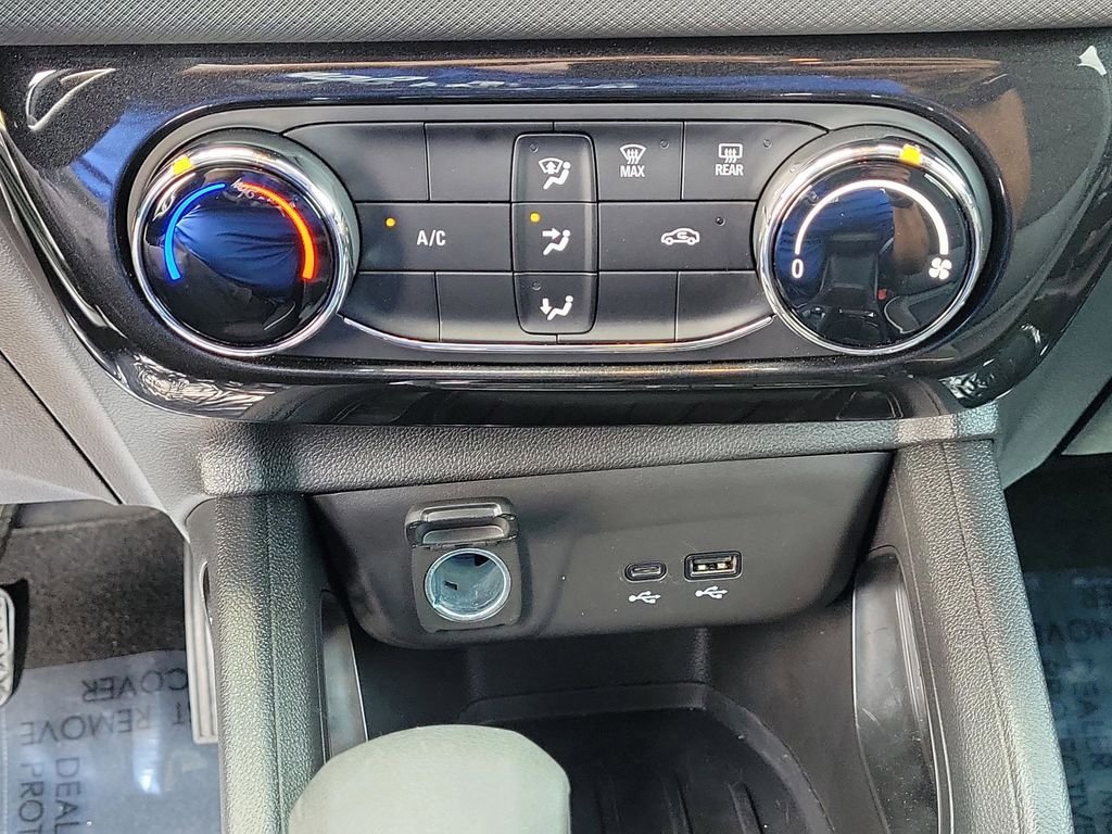 Used 2026 Green Chevrolet LT image 19