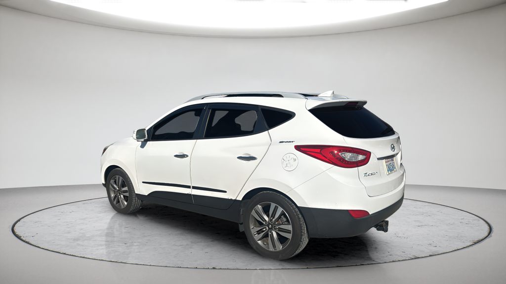 Used 2015 White Hyundai Limited image 9