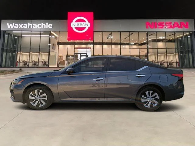 Used 2025 Gray Nissan 2.5 S image 3