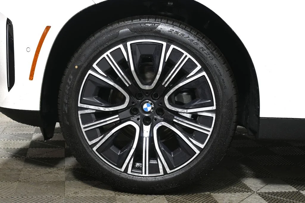Used 2026 White BMW 30 xDrive image 12