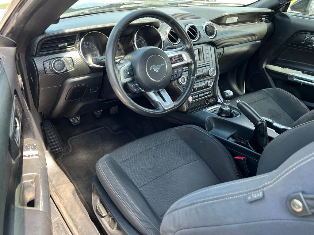 Used 2016 Black Ford V6 image 16