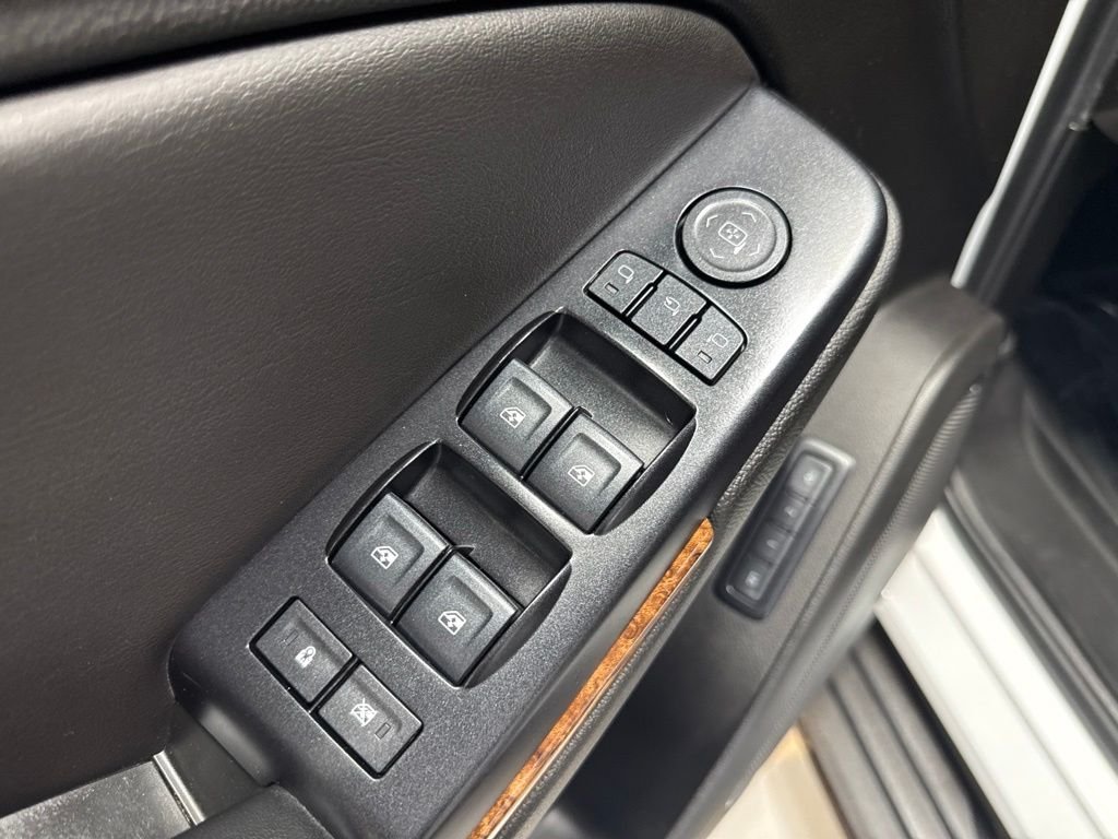 Used 2019 White Chevrolet Premier image 15