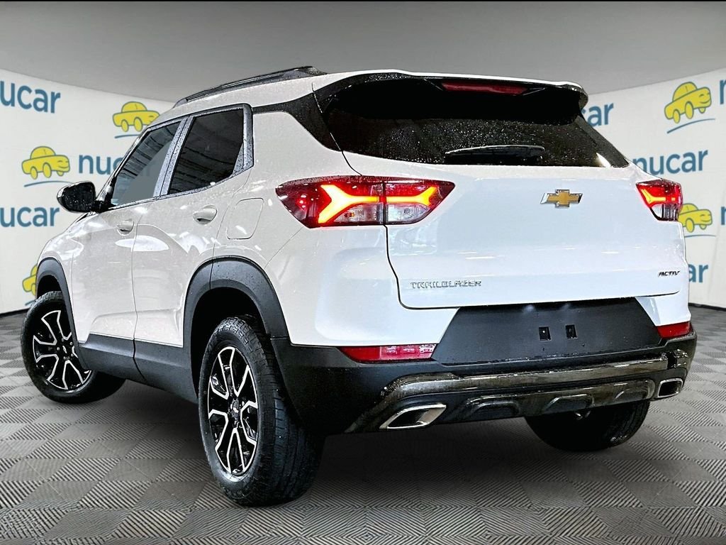 Used 2023 White Chevrolet ACTIV image 4