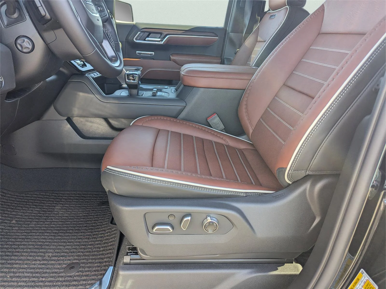 New 2026 Onyx Black GMC Denali Ultimate image 22