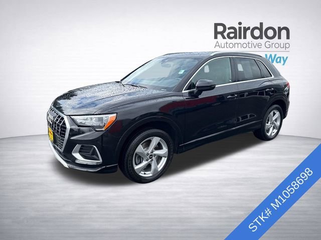Used 2021 Mythos Black Metallic Audi Premium image 4