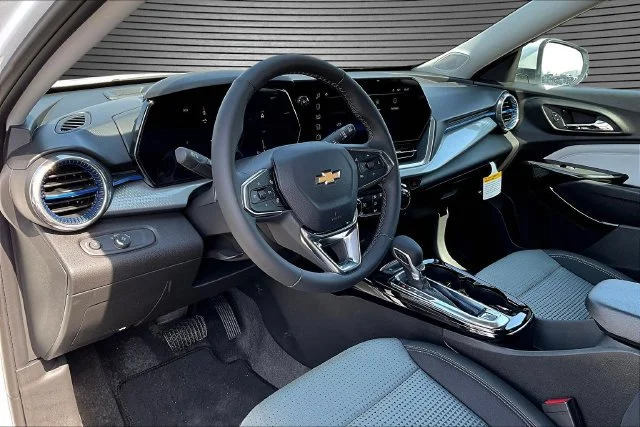 New 2026 Summit White Chevrolet LT image 7