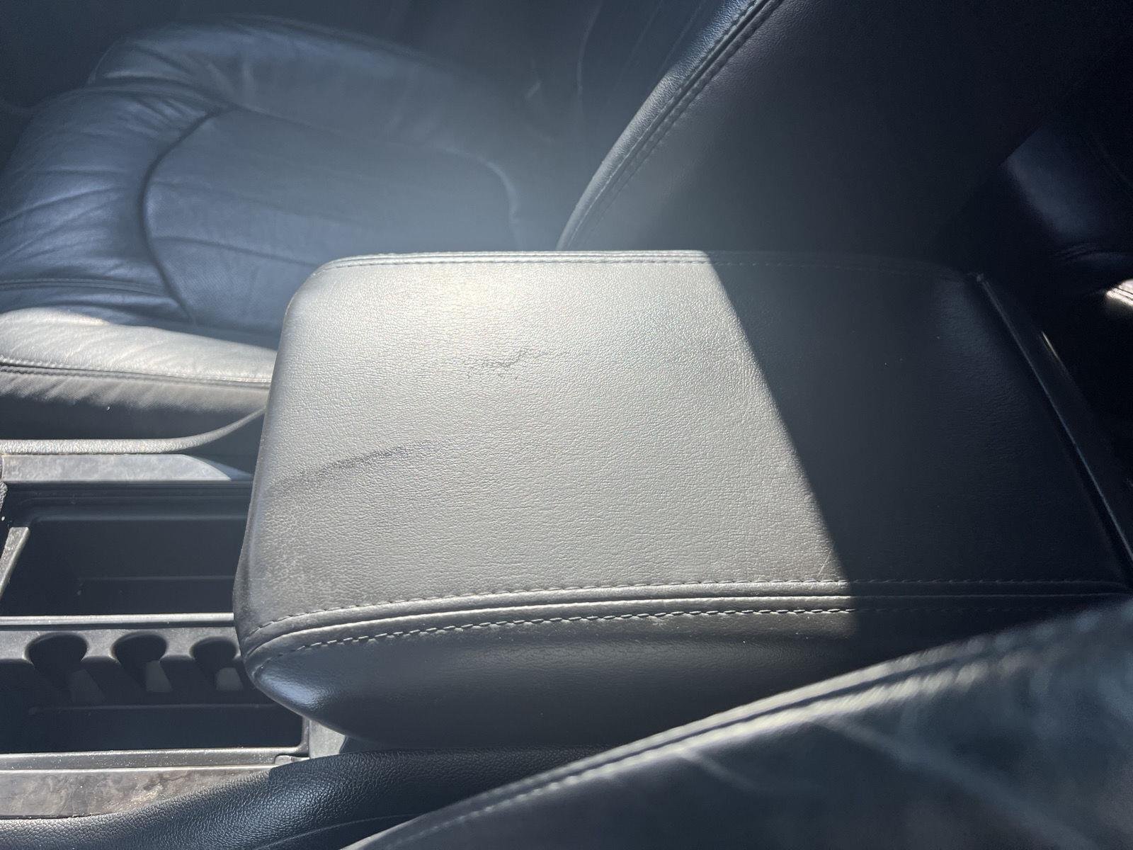 2012 GMC Acadia Denali - Photo 29
