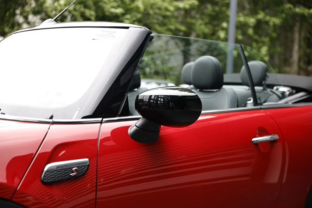 Used 2024 Chili Red MINI Signature image 13
