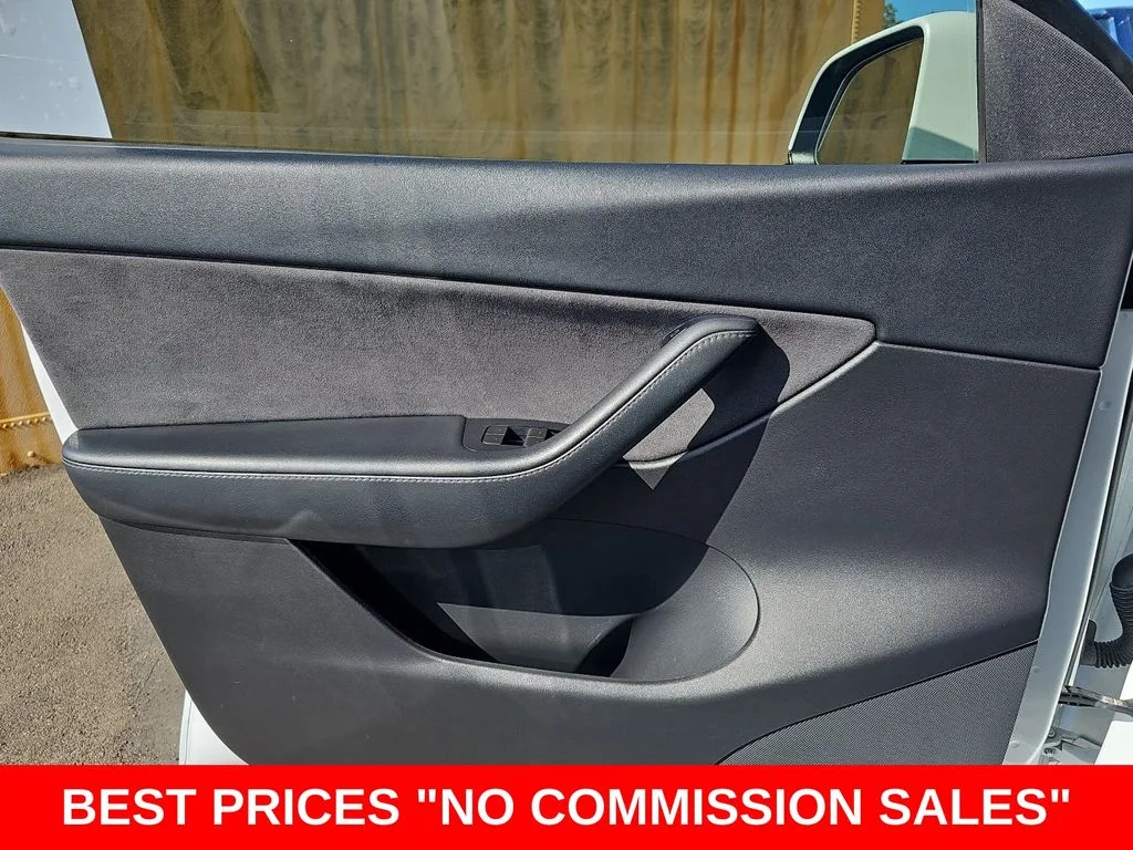 Used 2022 White Tesla Performance image 28