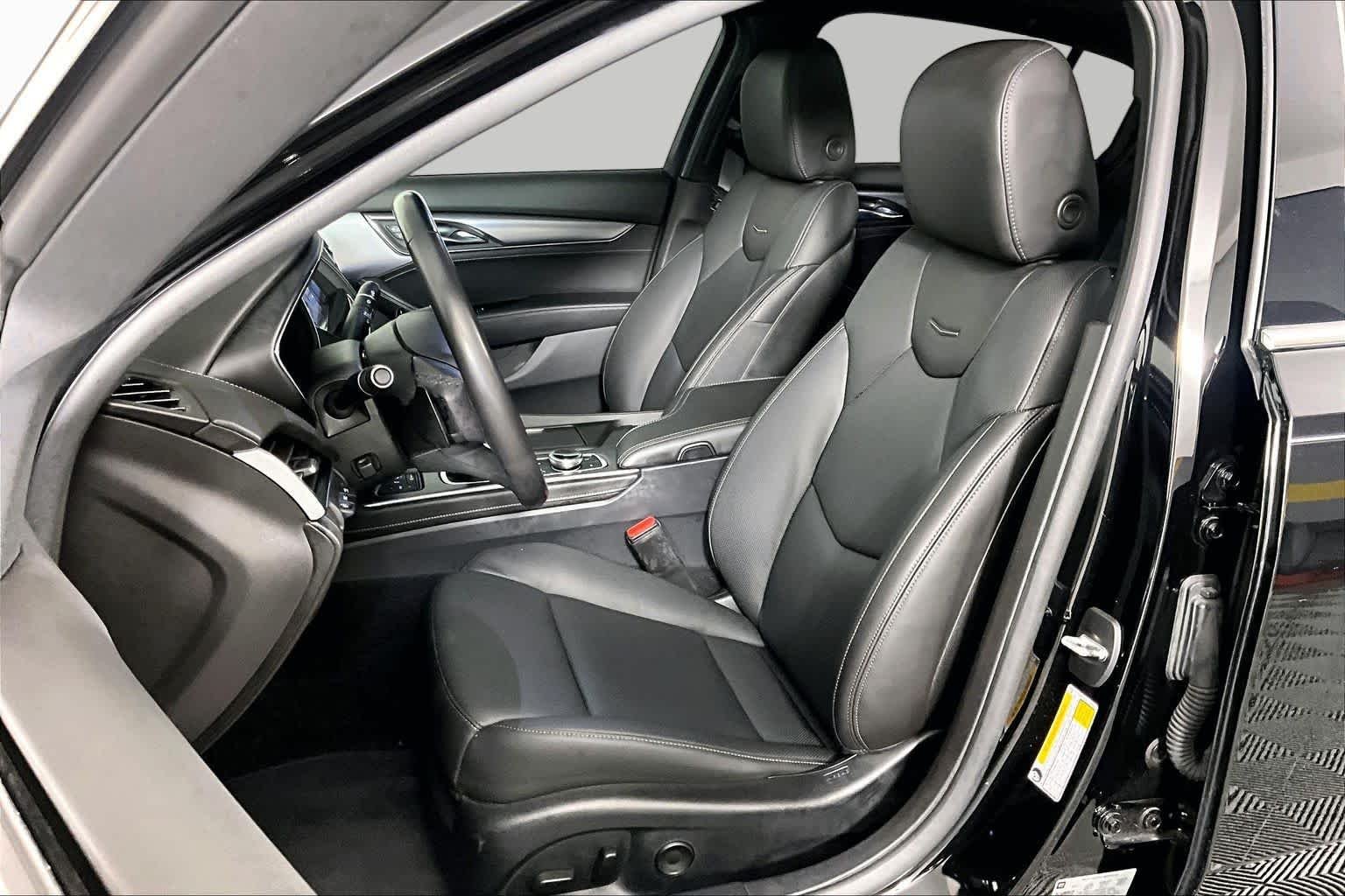Used 2023 Black Raven Cadillac Premium Luxury image 8