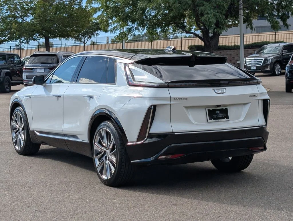 Used 2024 Crystal White Cadillac Luxury image 3