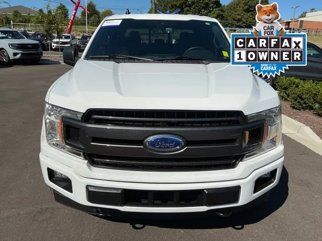 Certified Used 2019 Oxford White Ford XLT image 2