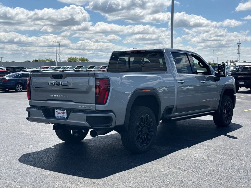 2026 GMC Sierra 2500HD Denali Ultimate - Photo 10