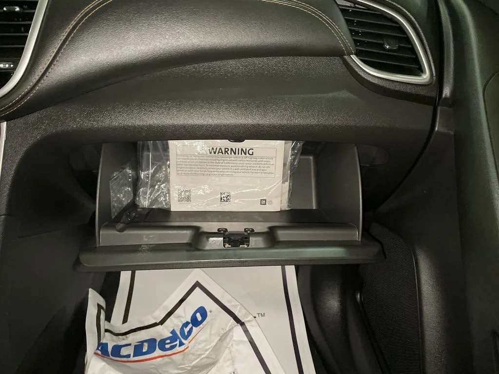 Used 2019 Summit White Chevrolet LT image 21