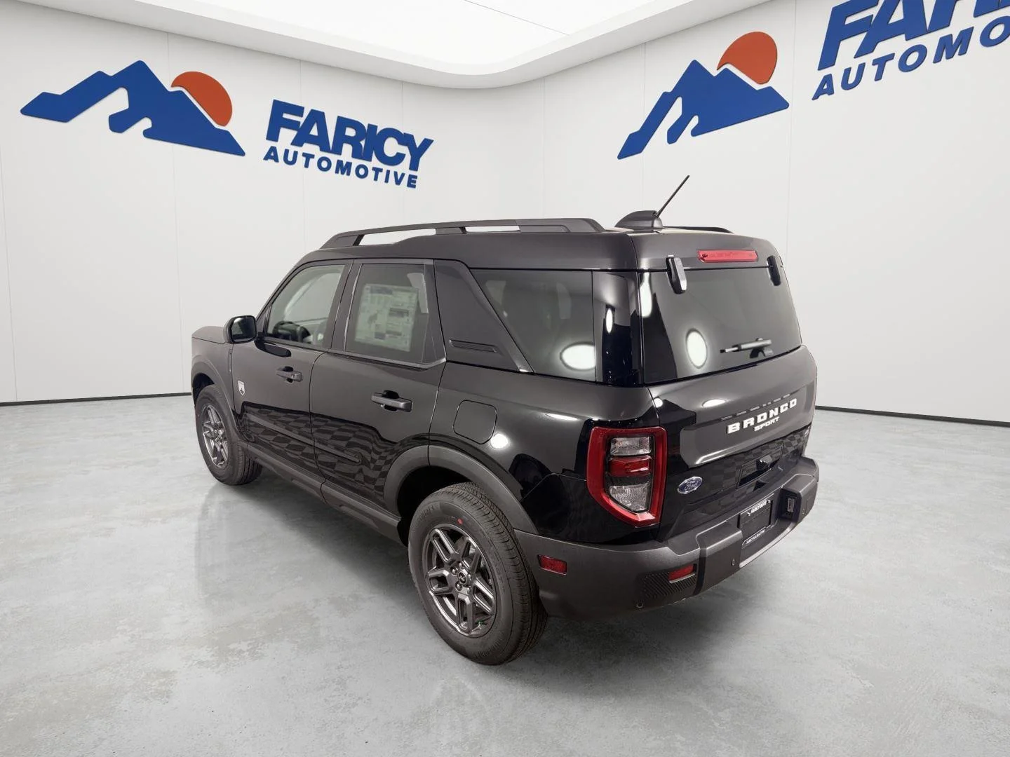 Used 2025 Shadow Black Ford Big Bend image 3