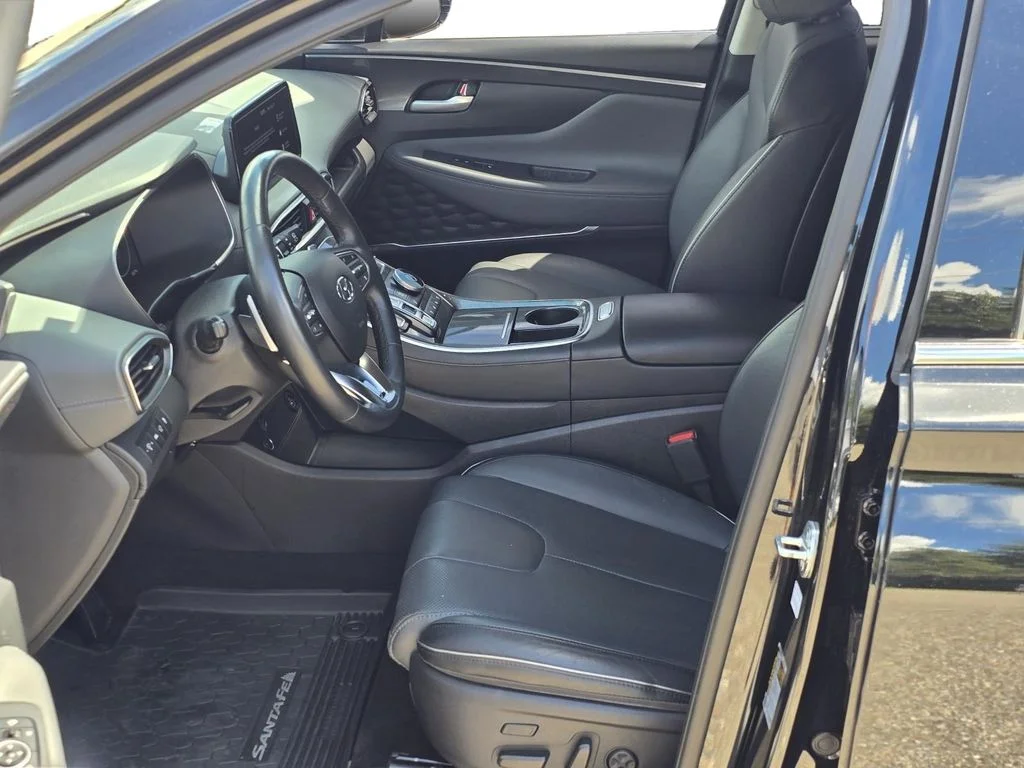 Used 2023 Black Hyundai Limited image 16