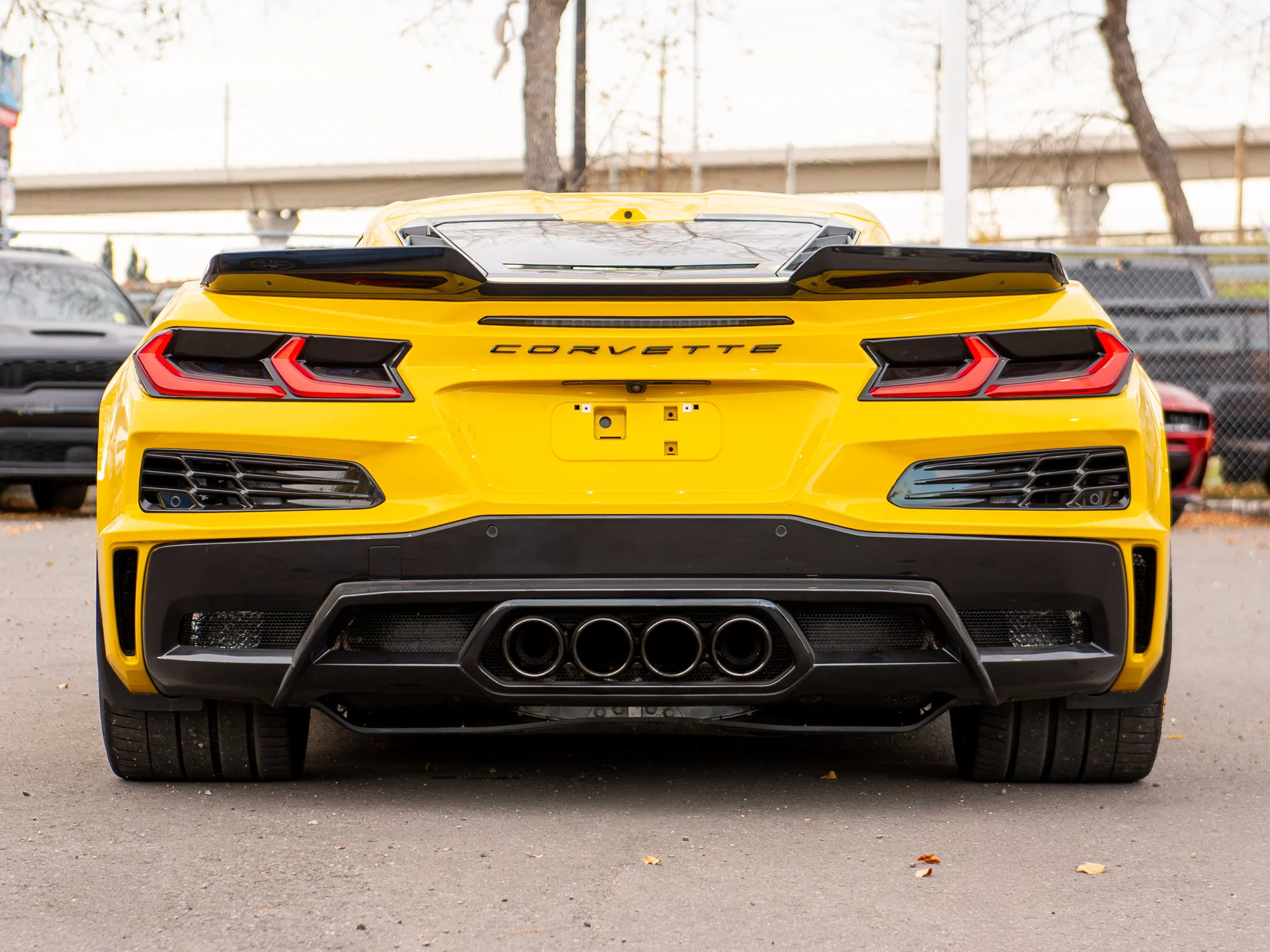 Used 2025 Yellow Chevrolet Z06 3LZ*, 670HP, Front Lift, Carbon Fibre Interior image 13