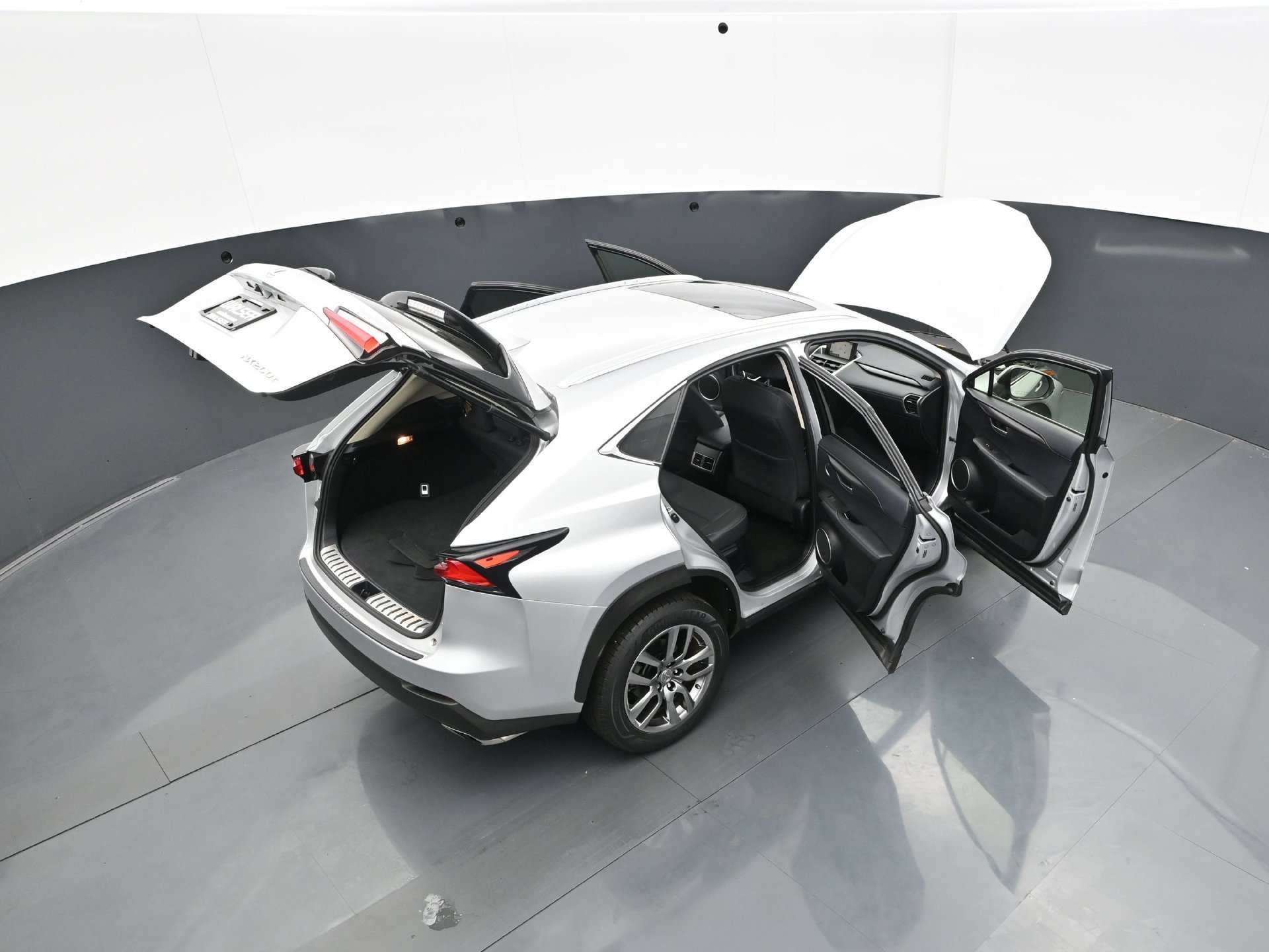 Used 2015 Silver Lexus 200t image 47