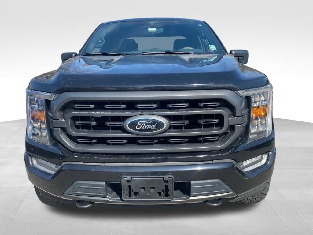 Used 2021 Black Ford XLT image 4