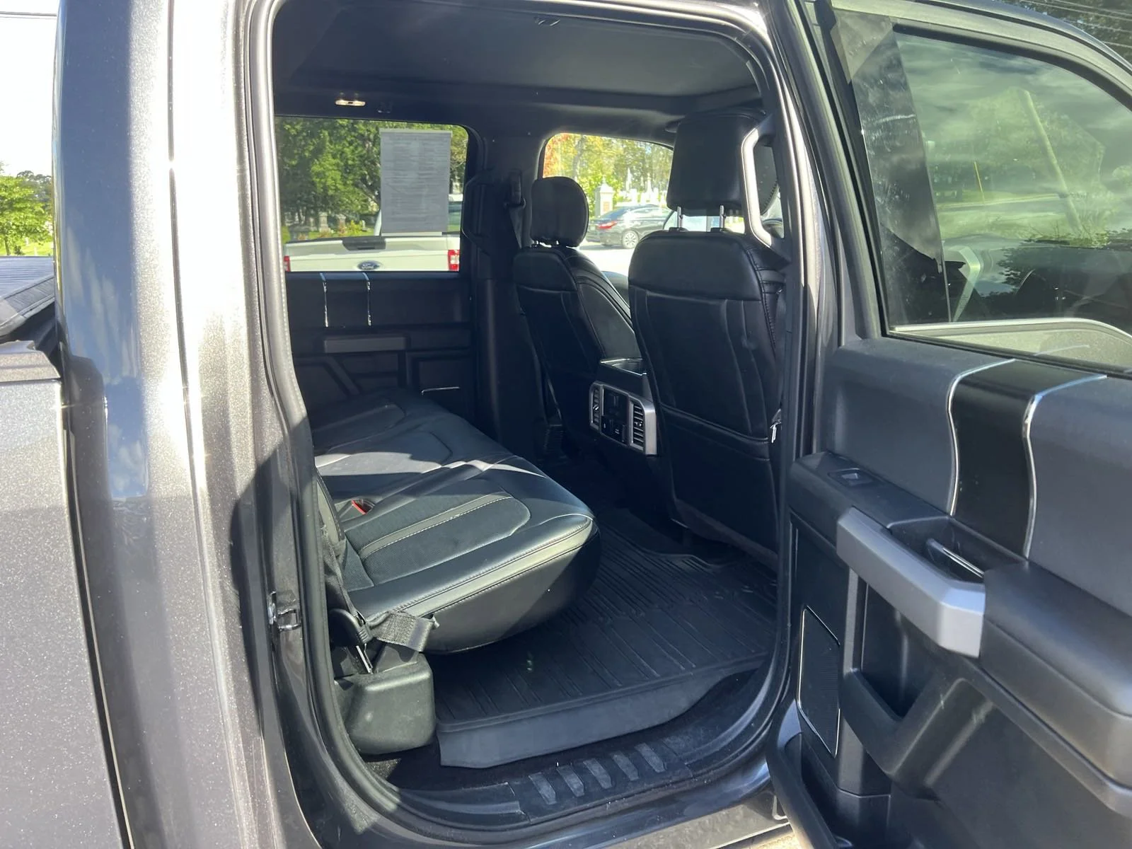 Used 2019 Gray Ford Platinum image 12