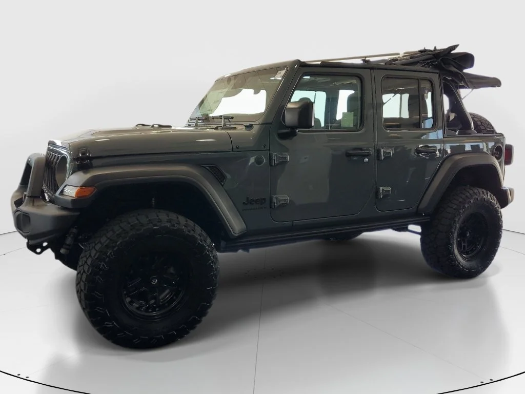 New 2025 Anvil Clear-Coat Exterior Paint Jeep Sport S image 8