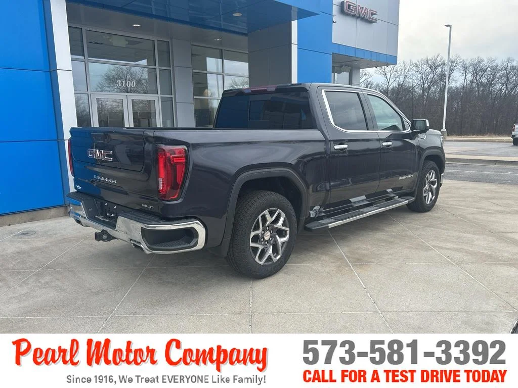 Certified Used 2023 Titanium Rush Metallic GMC SLT image 4
