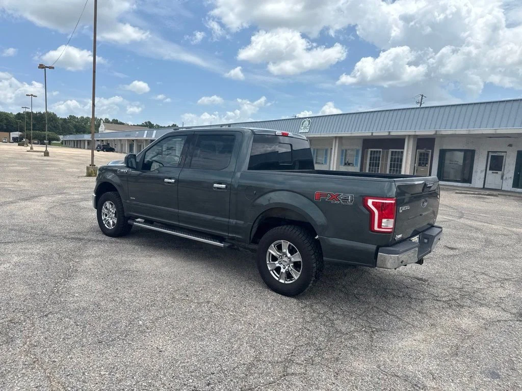Certified Used 2015 Gray Ford XLT image 11