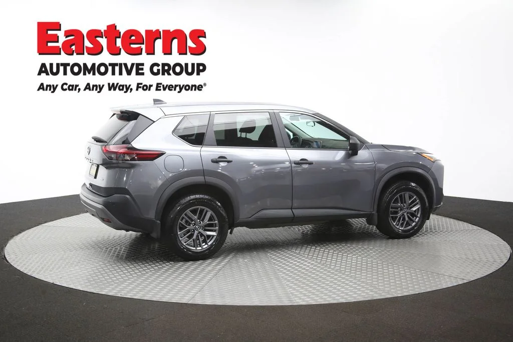Used 2023 Gray Nissan S image 45