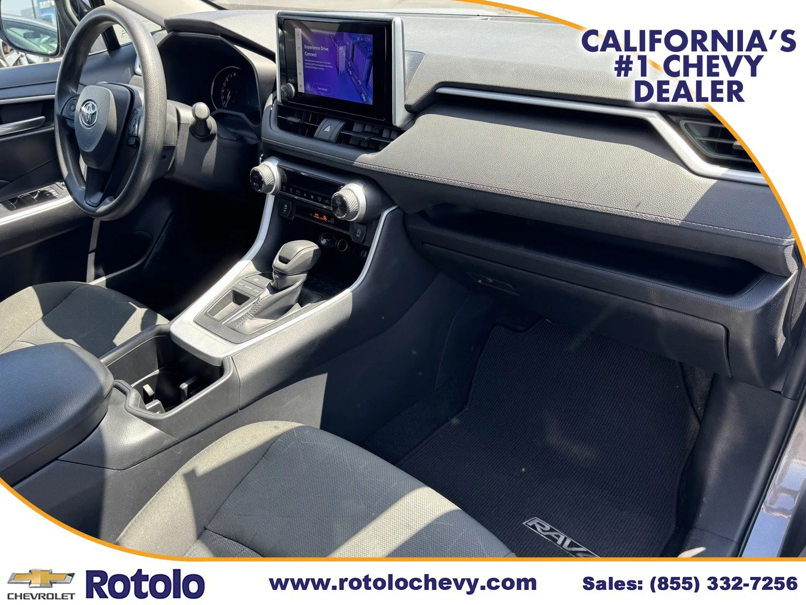 Used 2024 MAGNETIC GRAY MET Toyota XLE image 7