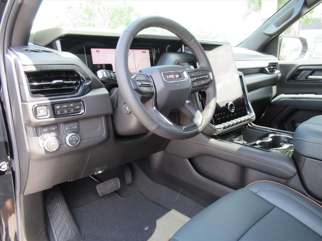 2026 GMC Yukon AT4 - Photo 17