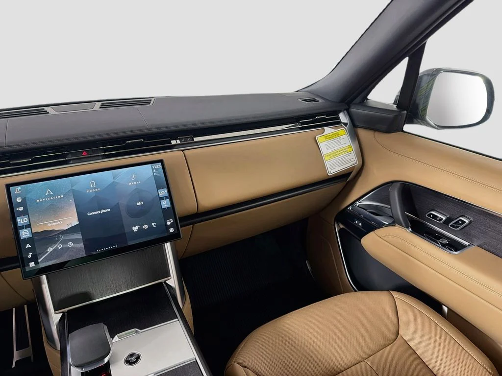 New 2026 Carpathian Grey Land Rover SE LWB 7-Seats / V8 image 25