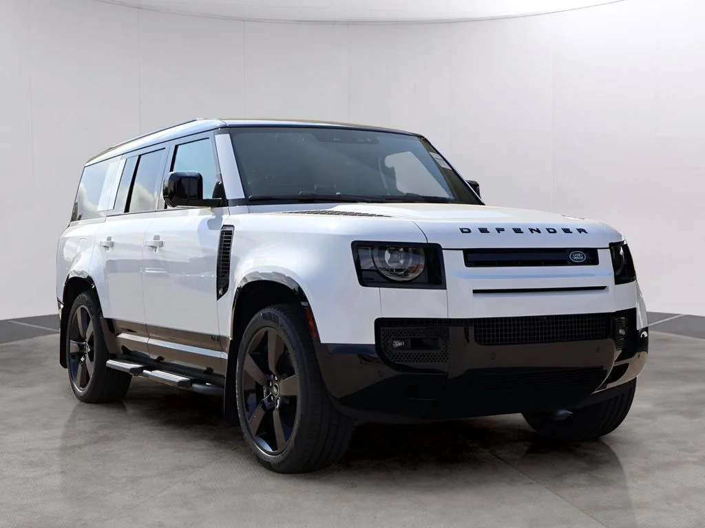 New 2025 Fuji White Land Rover V8 image 3