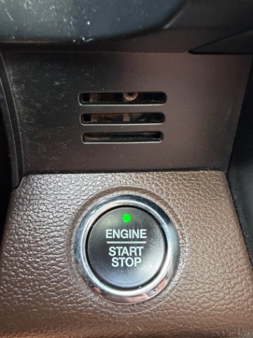 Used 2019 White Ford King Ranch image 22