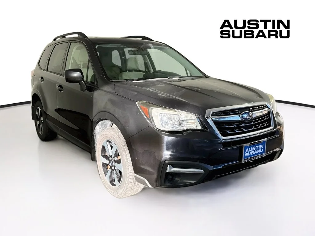 Used 2018 Gray Subaru 2.5i Premium image 1
