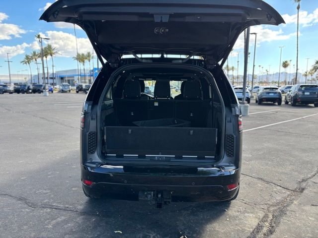 Certified Used 2023 Black Land Rover S R-Dynamic image 8