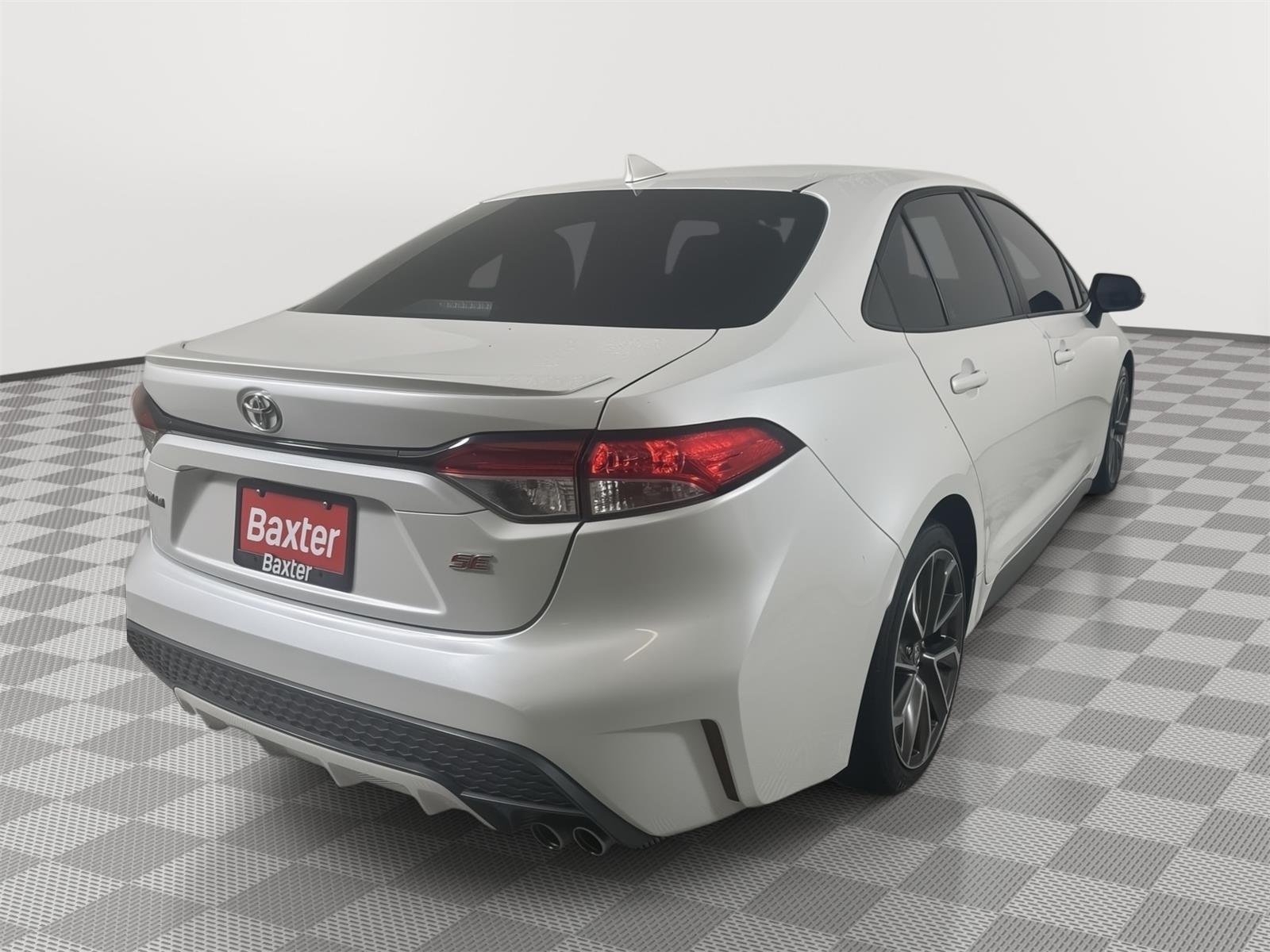 Certified Used 2022 Wind Chill Pearl Toyota SE image 15