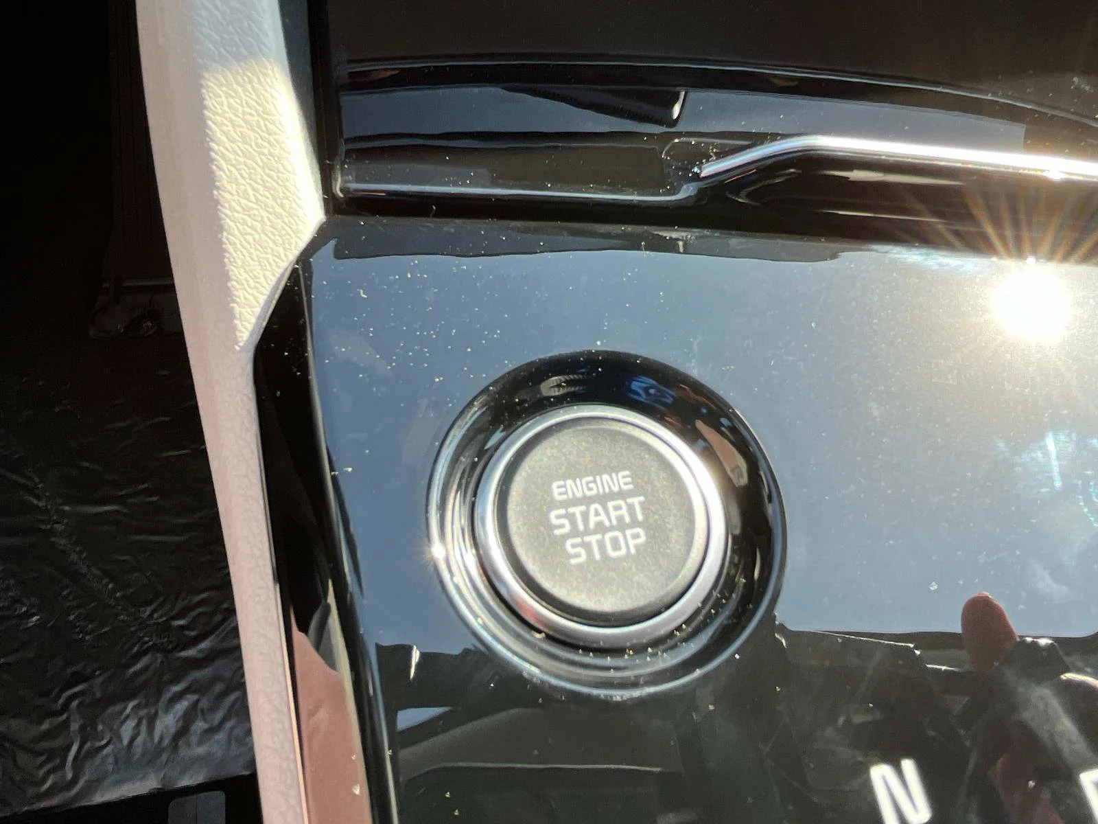 2025 Kia Sportage EX Hybrid - Photo 23