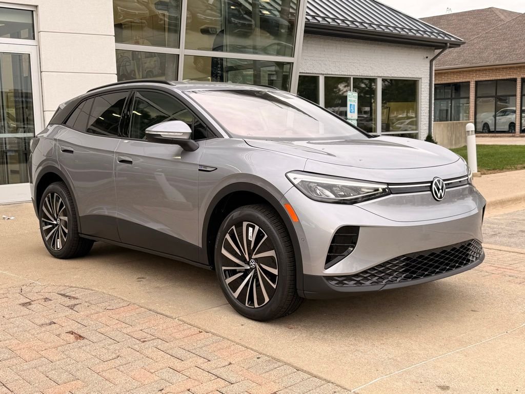 New 2025 Silver Mist Metallic Volkswagen Pro image 2